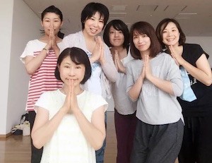 腰回りの肉を落とす簡単な方法は！