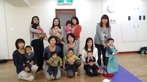 ママヨガはヨガもどきレッスンか？