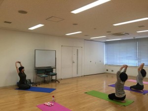 「下手なヨガインストラクター」とは