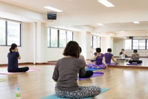 そのお腹痩せ呼吸、怪我リスク大！【50代痩せる呼吸法】