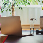 ウクライナ支援チャリティヨガ